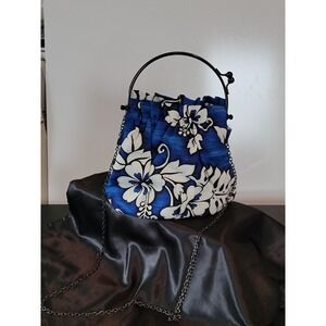 Tropical Blue Hibiscus Floral Kiss Lock Handbag Crossbody Chain Strap Bag